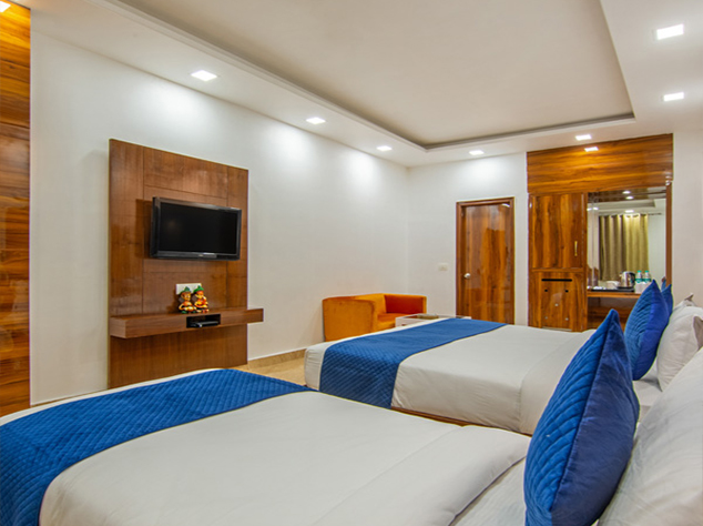 Family Room 3